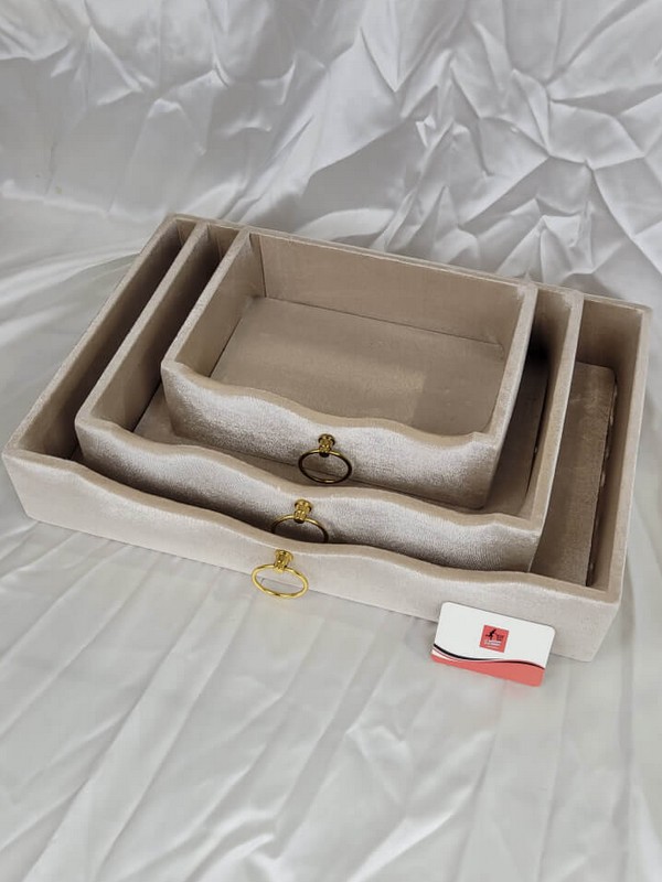 3 plateaux pour mariage velours