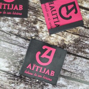 fabricant etiquette tissus pour vetement